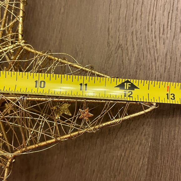 Gold Christmas Star Tree Topper - Picture 4 of 7